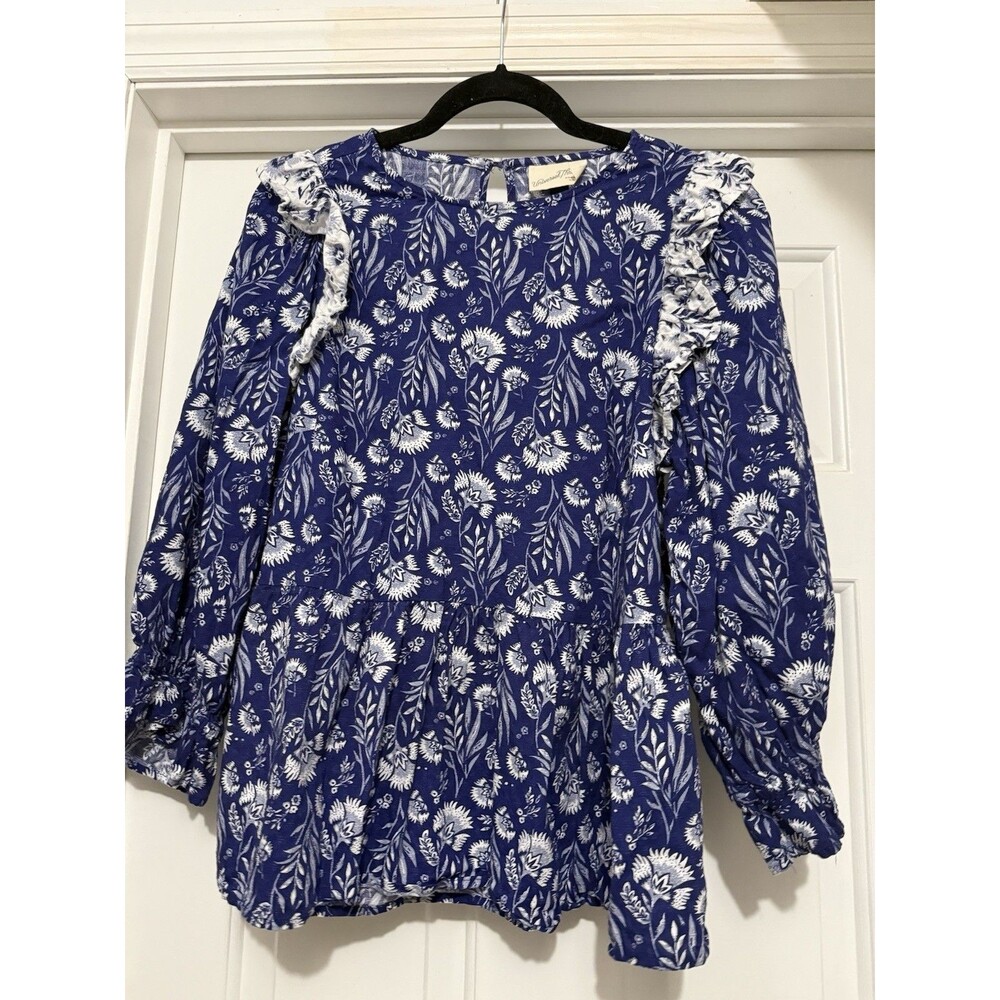 Universal Thread Blue White Floral Top Small Bohemian Cottagecore Romantic